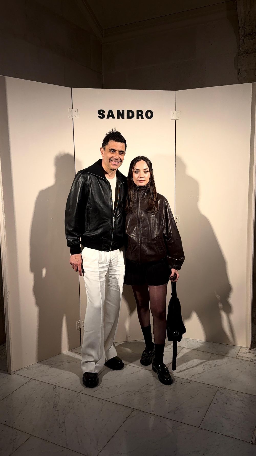 Cansel Elçin’den Paris çıkartması