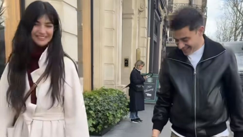 Cansel Elçin ile Tuba Büyüküstün Paris’te yıllar sonra buluştu   