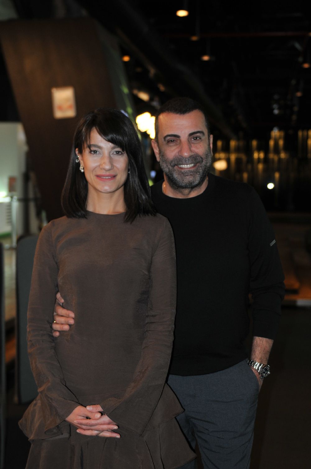 Emre Karayel hem yapımcı hem oyuncu hem oynatıcı