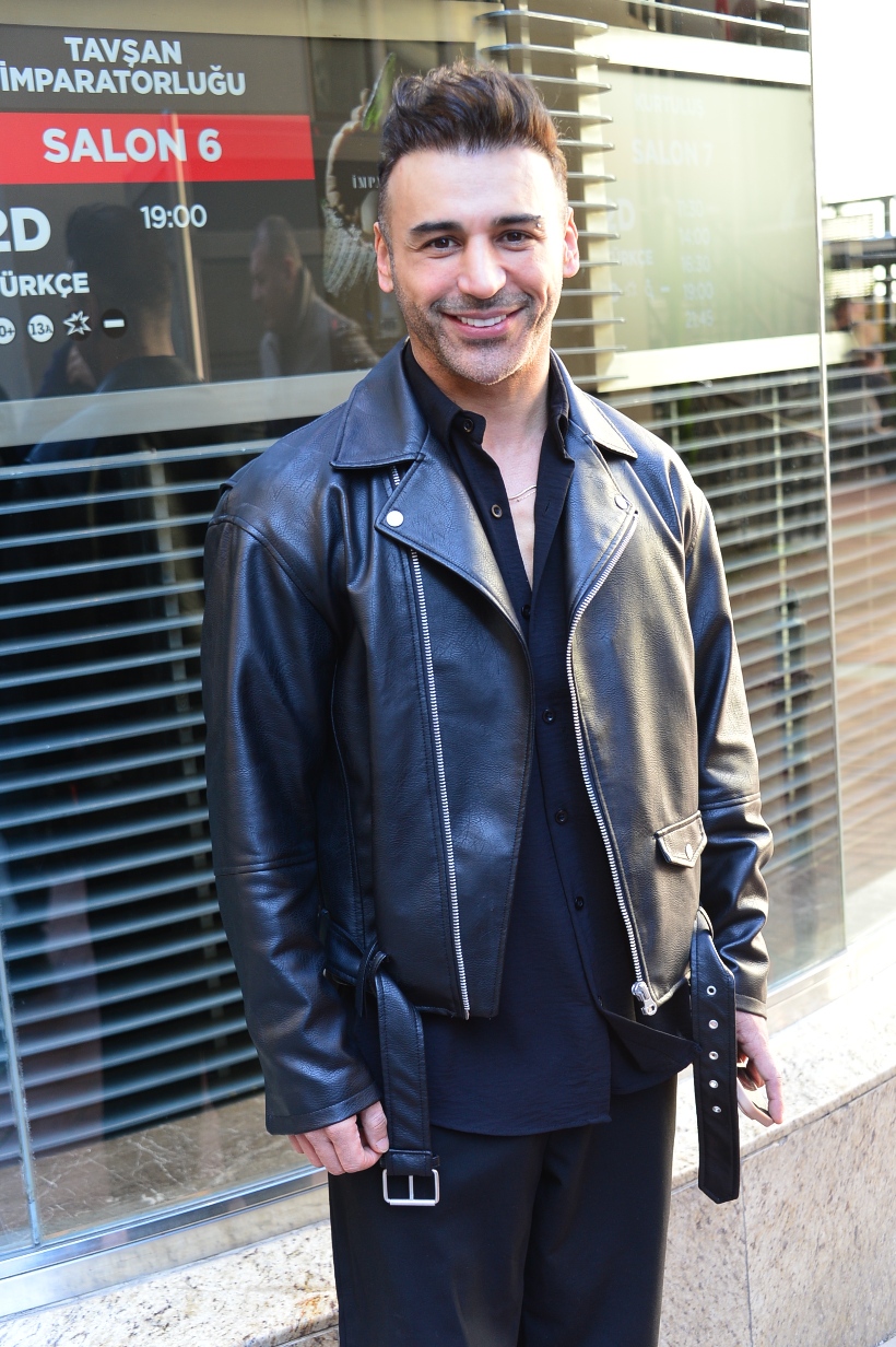 Emre Kaya müzik sektörüne neden 2.5 yıl ara verdiğini açıkladı