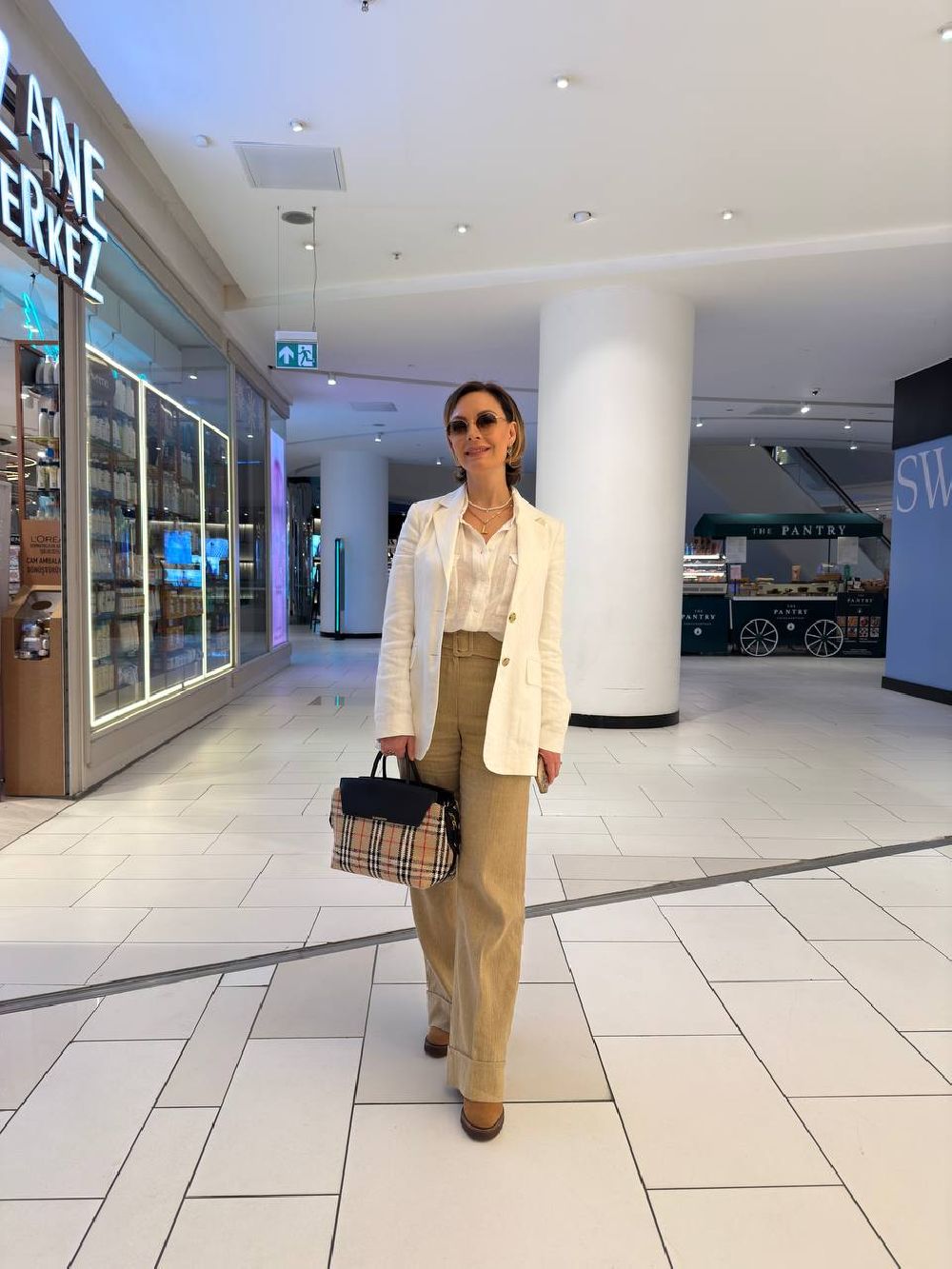 Özge Özder: Özel tiyatrolar hâlâ seyirci sıkıntısı yaşıyor