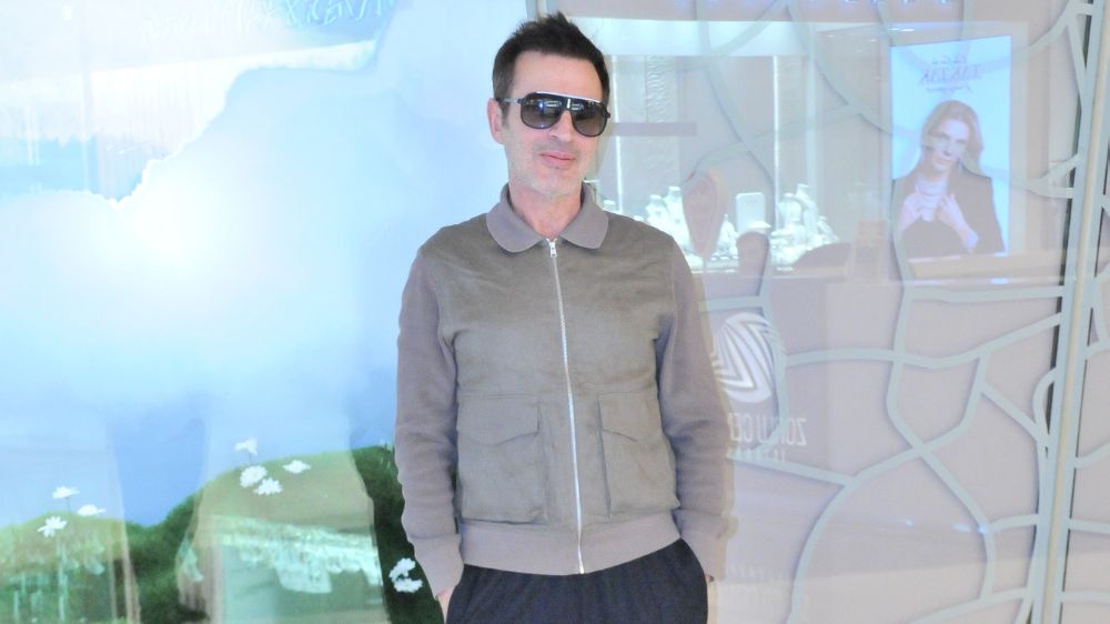 Teoman kendisine izin verdi