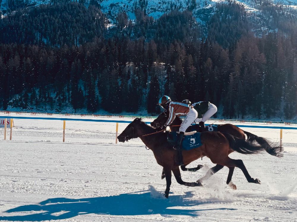 Yağmur Tanrısevsin'in 10 parmağında 10 marifet
