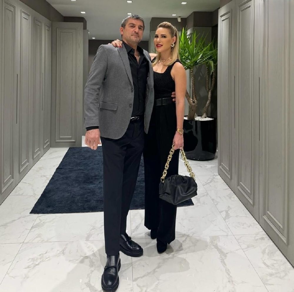 Aslı Sipahi Hacısüleymanoğlu ile Ali Hacısüleymanoğlu boşanma davasını geri çekti