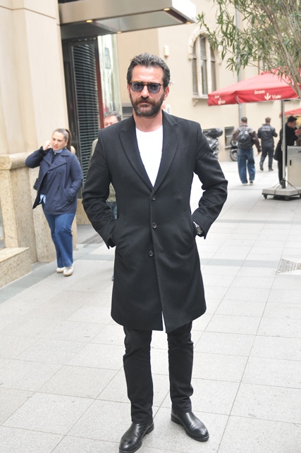 Burç Kümbetlioğlu'ndan Uzak Şehir yorumu