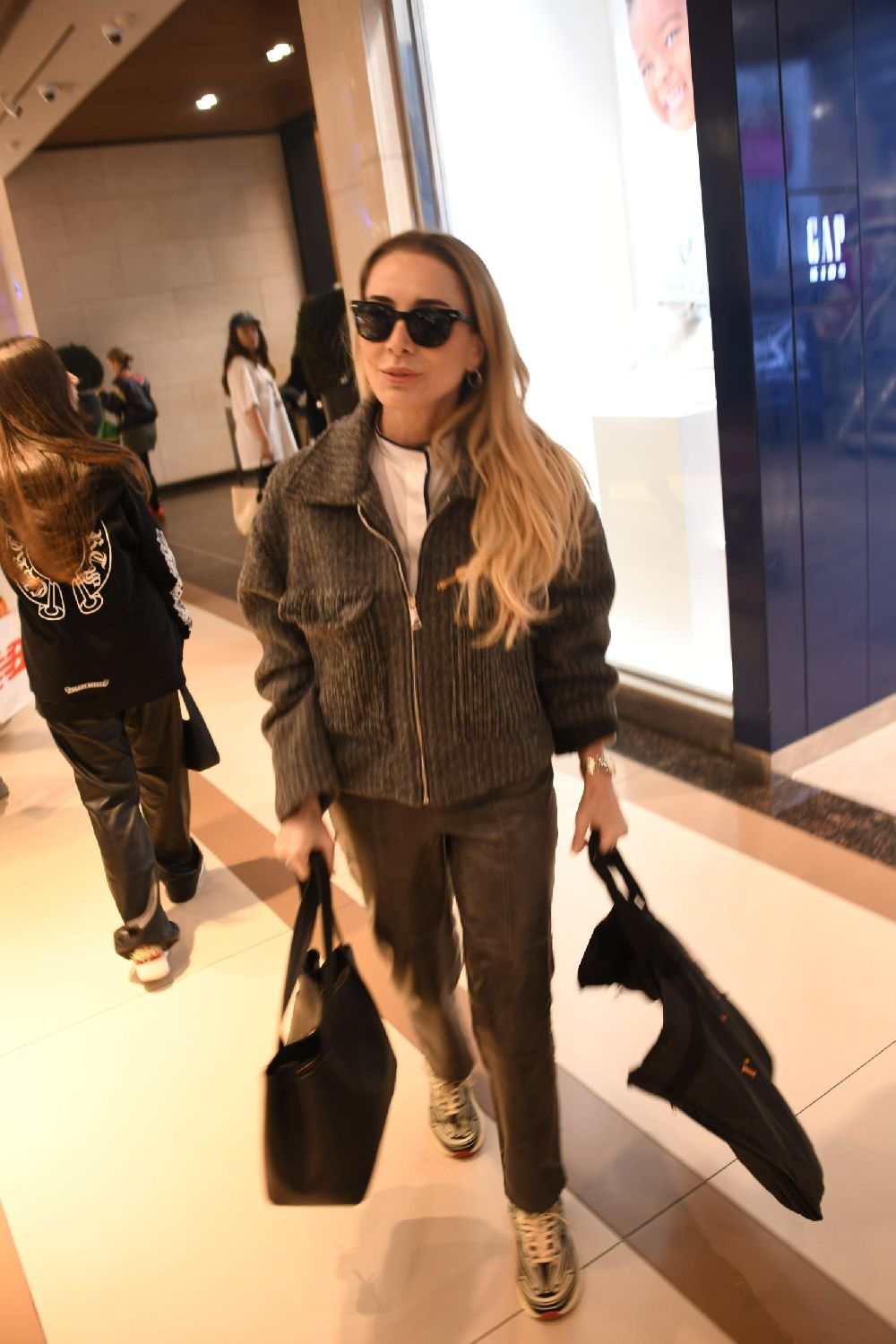 Dolunay Soysert yasak aşk iddialarını cevaplamadı