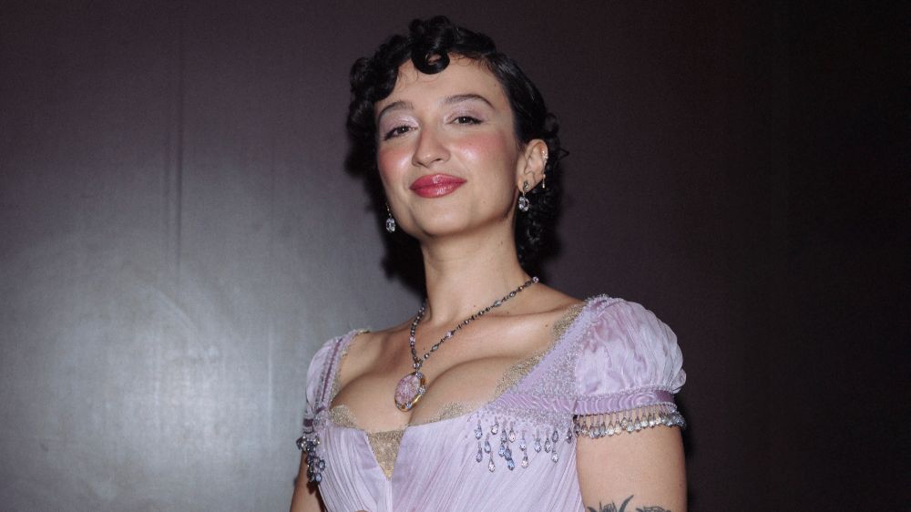 Melike Şahin hamile olduğunu açıkladı