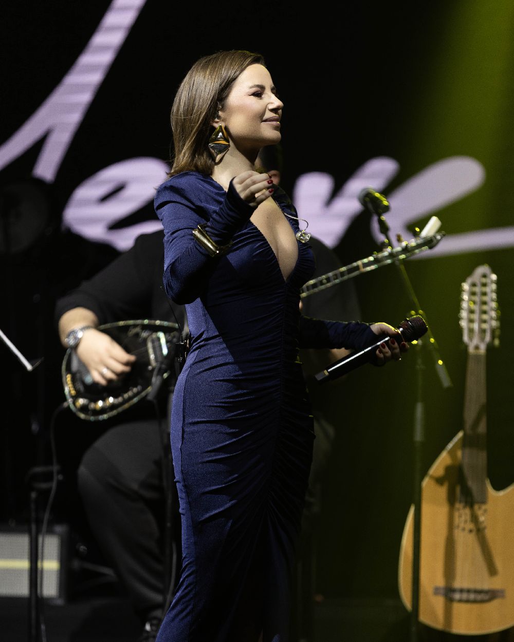 Merve Özbey'den anlamlı proje!