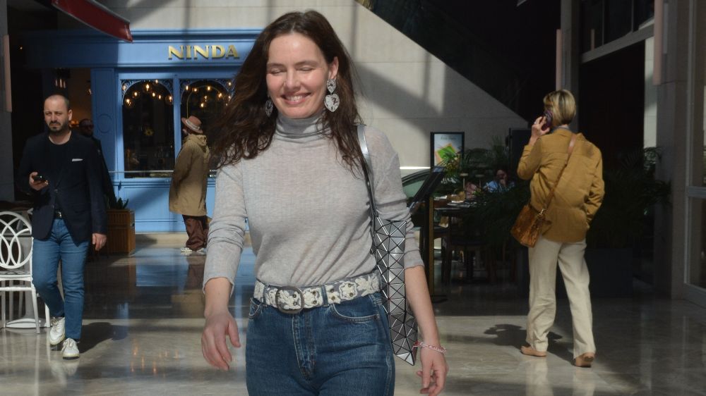 Nil Karaibrahimgil'in AVM tarzı