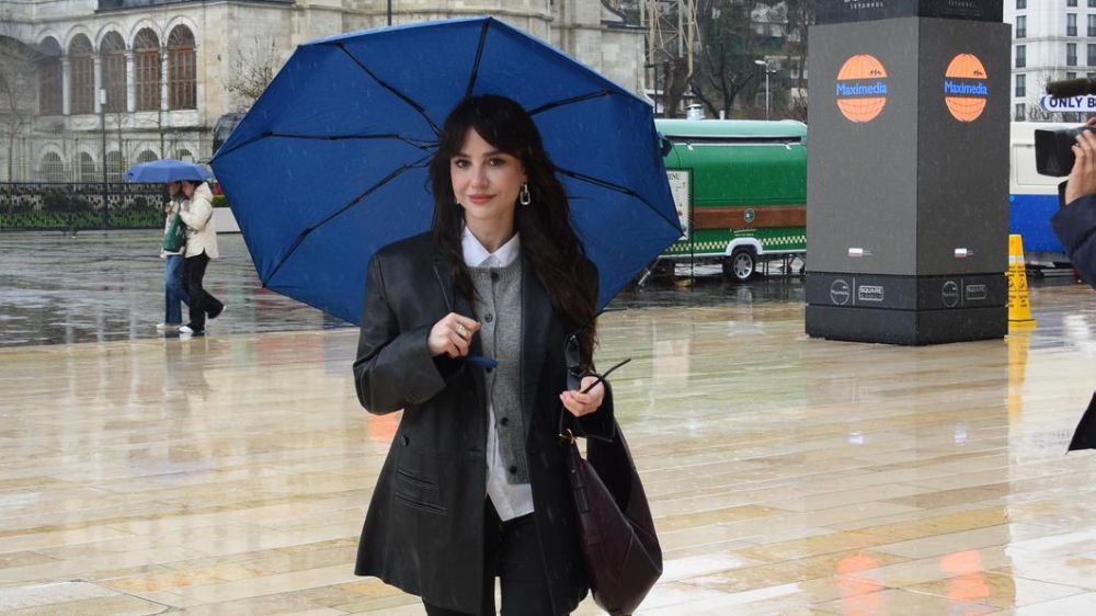 Özge Gürel yurt dışında gördüğü ilgiyi anlattı