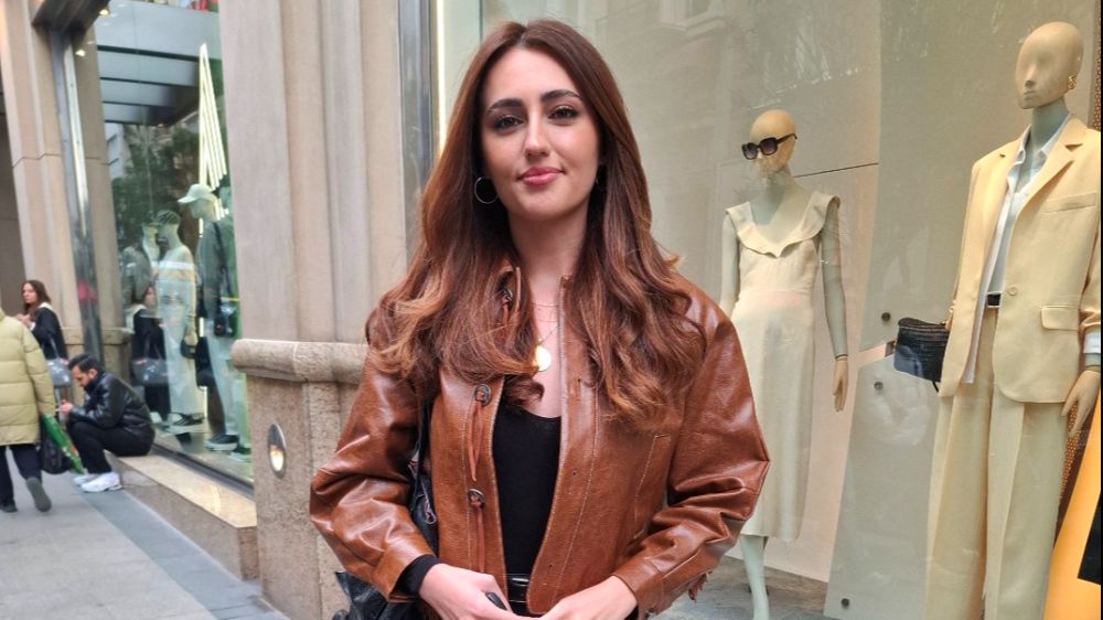 Selin Genç şarkıcılığa adım attı