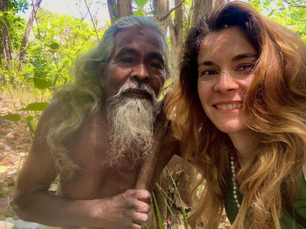 Selin Uzal sınırları aşıyor!