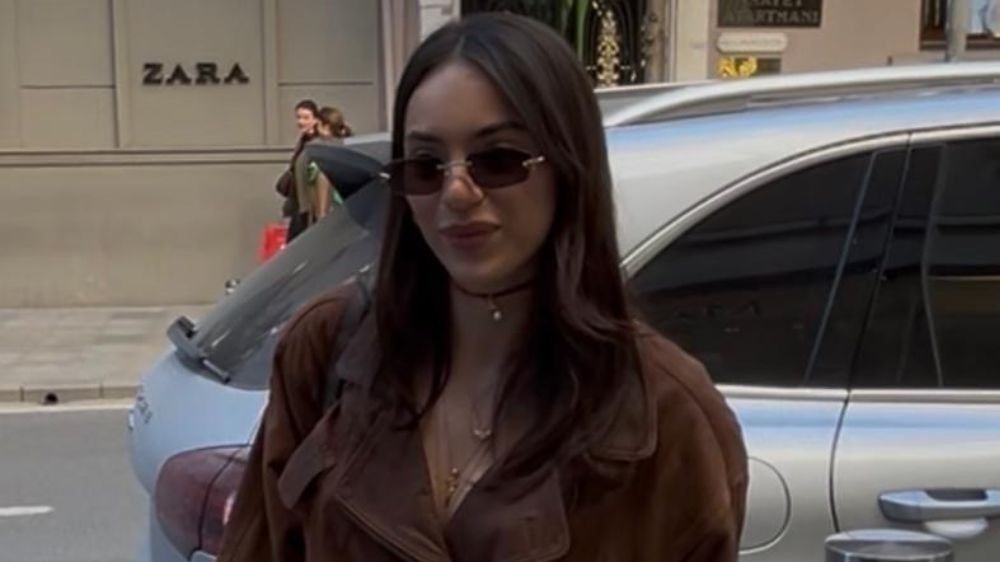 Sera Kutlubey'den Hülya Avşar'a tenis mesajı