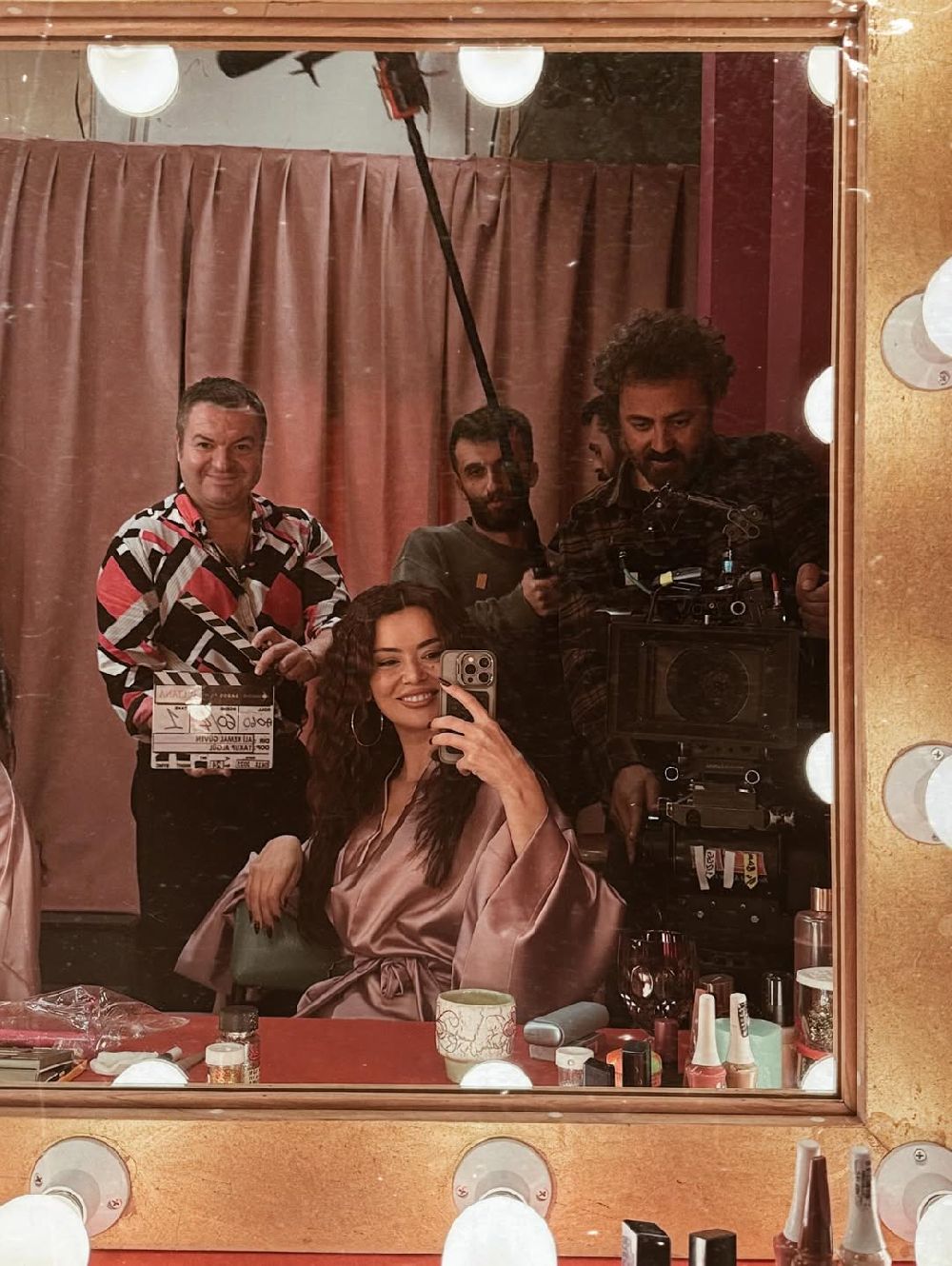 Üç ay boyunca pole dansı dersi aldılar