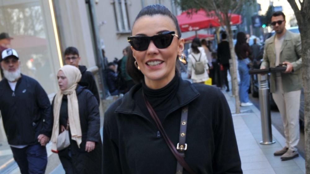 Yurt dışından yeni gelen Tuvana Türkay'dan sorulara cevap yok