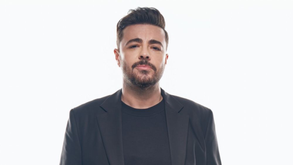 Aslı Olan Şarkılar’ın ilk konuğu Burak Kut