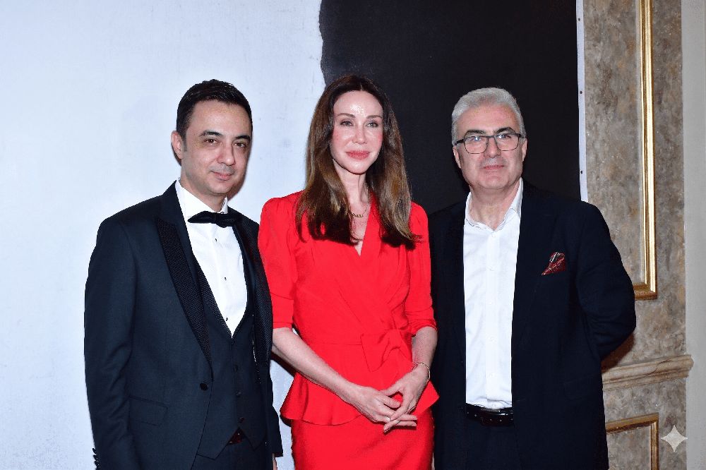 Demet Şener güzellik sırrını paylaştı 