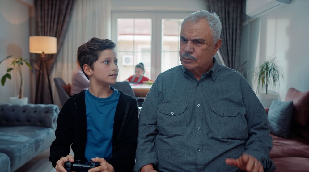 Metin Kuru’nun Aile Meselesi filmine iki ödül birden