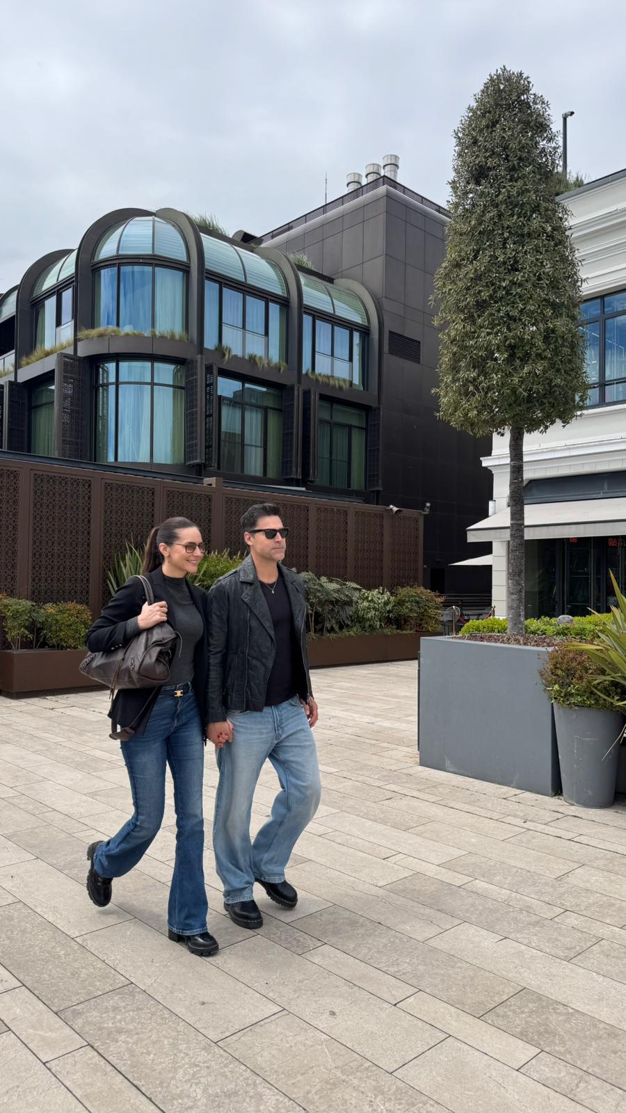 Sedef Avcı ve Kıvanç Kasabalı'nın AVM tarzı