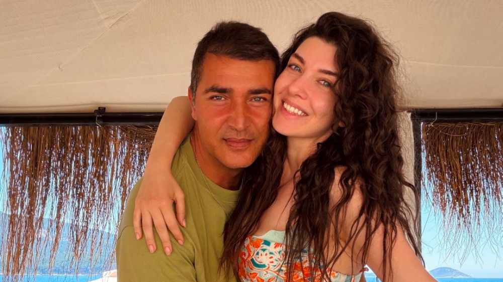 Aslıhan Güner ve Mert Kılıç sezonun yorgunluğunu Antalya'da atıyor