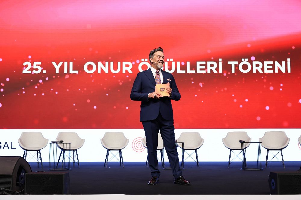 Beyazıt Öztürk iş kuralını açıkladı