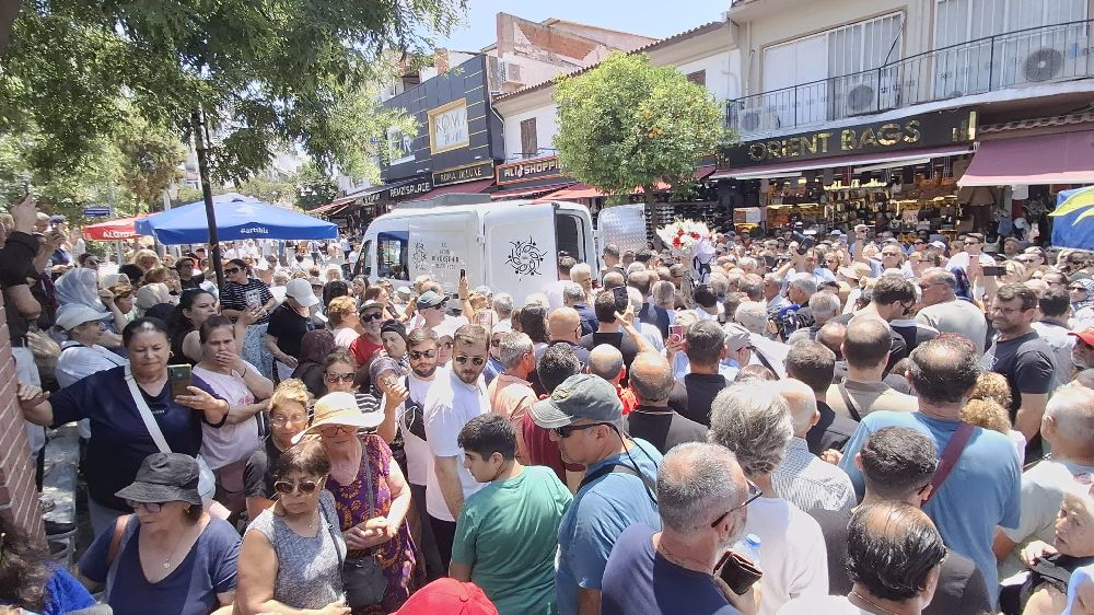 Ece İrtem son yolculuğuna uğurlandı