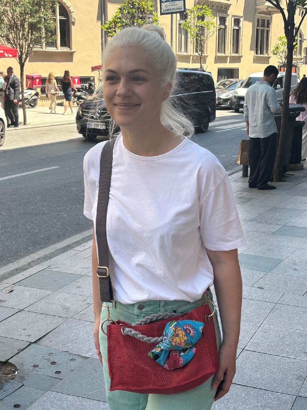 İpek Erdem Barbie Gamze rolüne hayat verdiği Hayat Bilgisi hakkında açıklama yaptı