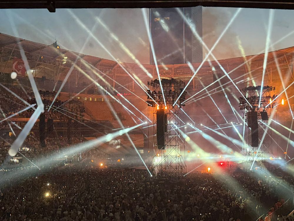 Max Korzh’tan rekor gibi konser