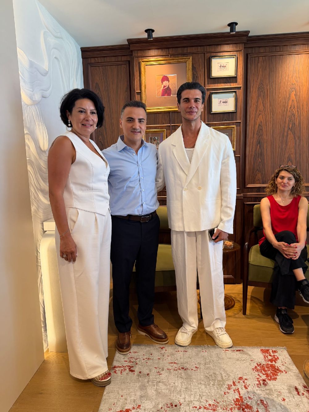 Nişantaşı’nda "Yaza merhaba" davetine yoğun ilgi