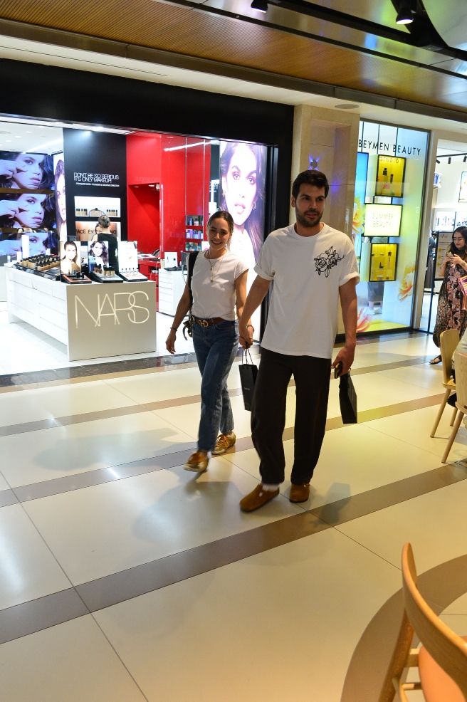 Tolga Mendi ve sevgilisi Damla Can'dan evlilik açıklaması