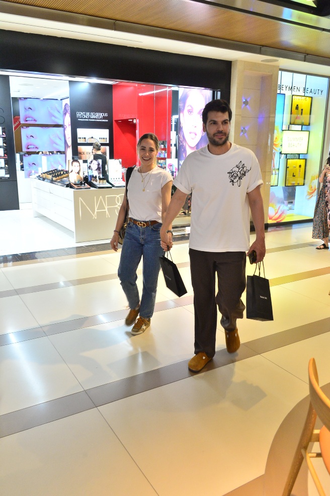Tolga Mendi ve sevgilisi Damla Can'dan evlilik açıklaması