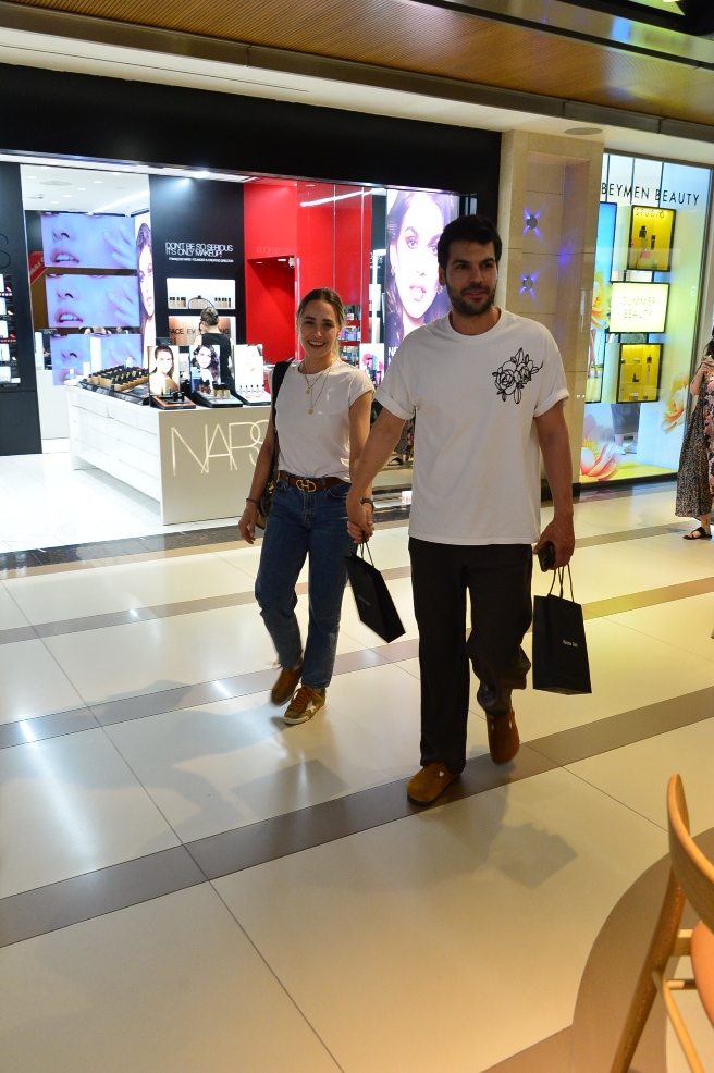 Tolga Mendi ve sevgilisi Damla Can'dan evlilik açıklaması
