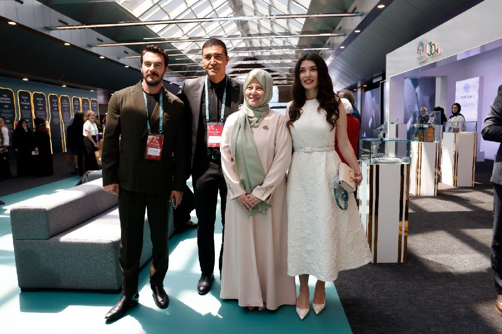 Ünlü isimler TÜRGEV'in 30'uncu yılında buluştu
