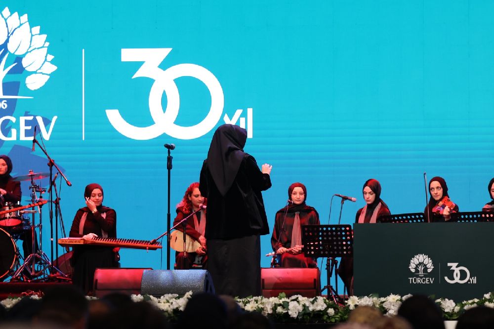 Ünlü isimler TÜRGEV'in 30'uncu yılında buluştu