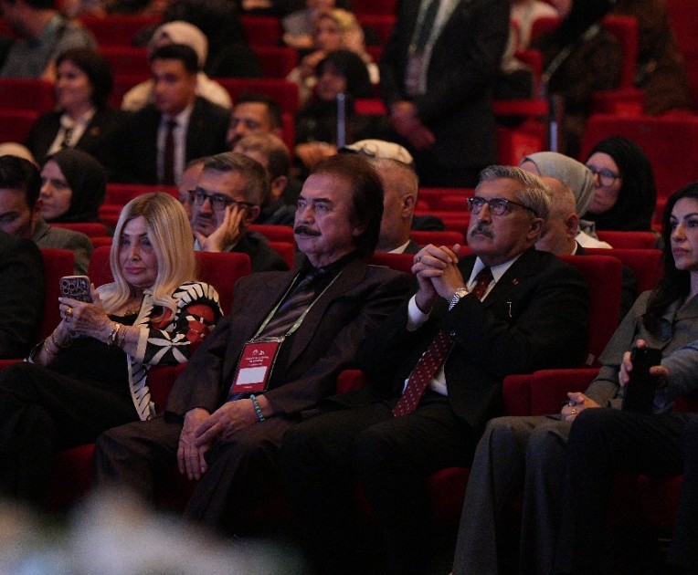 Ünlü isimler TÜRGEV'in 30'uncu yılında buluştu