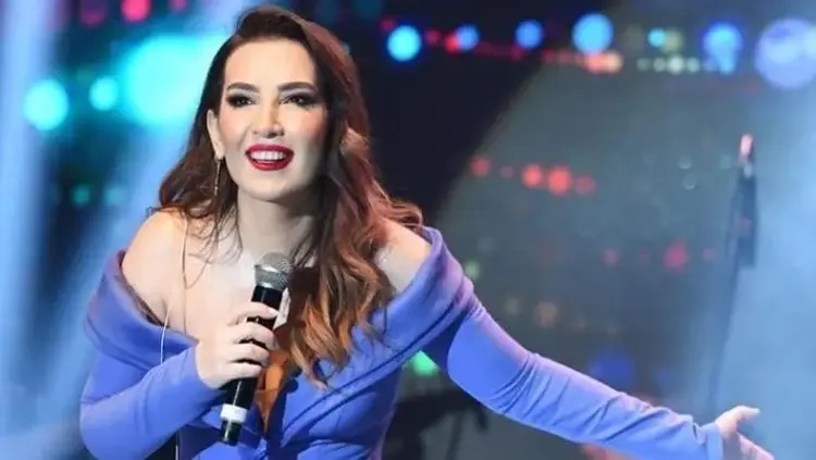 Yonca Lodi: Nota bilmiyor şarkı söylüyorlar!