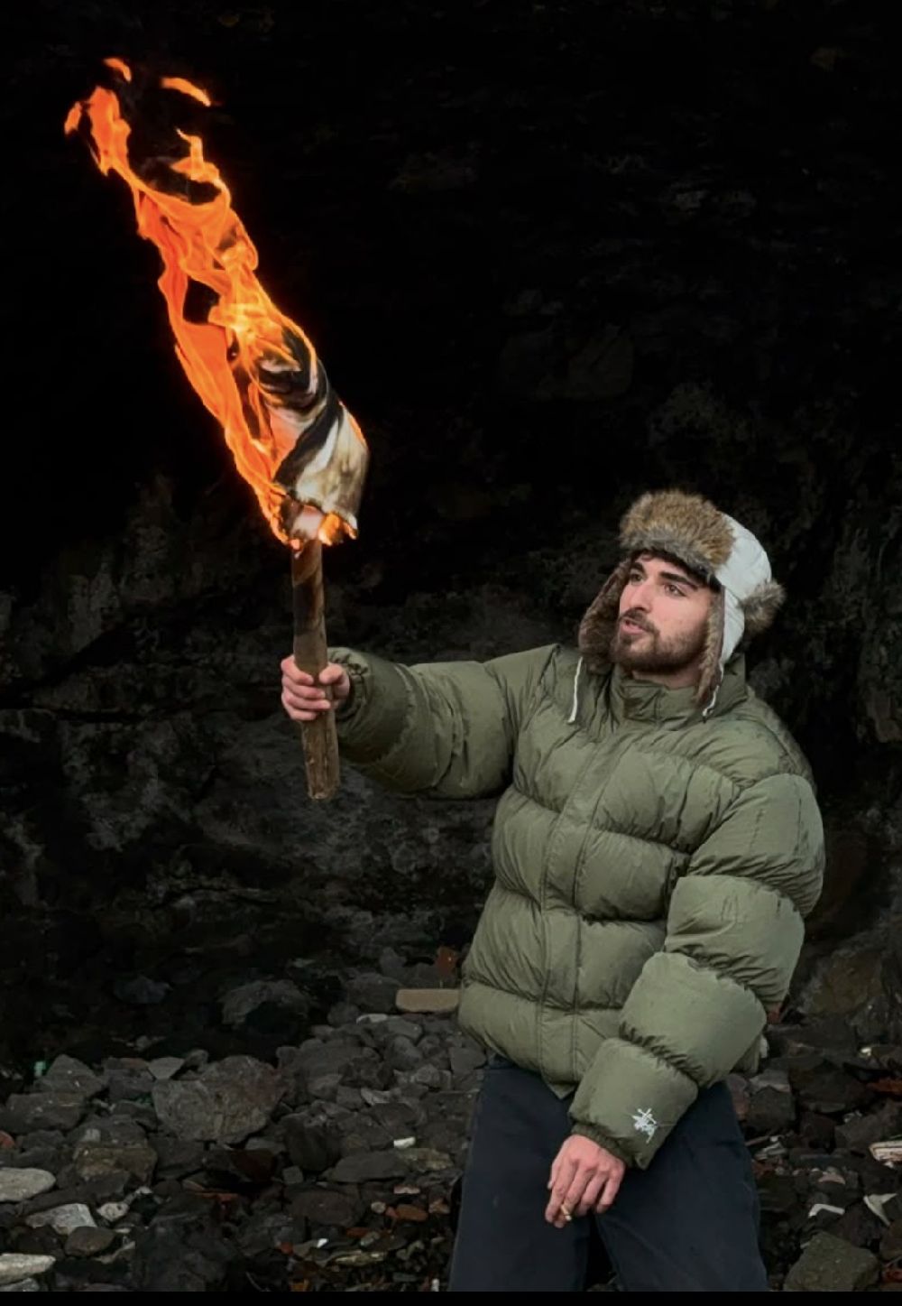 Ünlü yönetmen Kamil Çetin'in oğlu Tibo'dan Fransızca Türkçe şarkı
