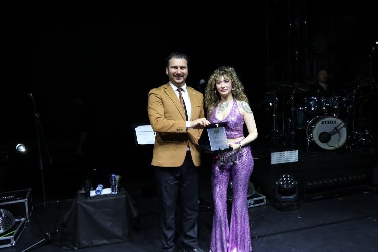 Babaeskililer müziğe doydu
