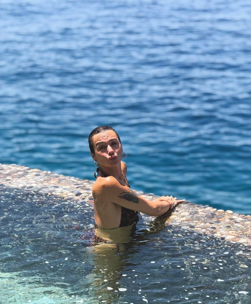 Birce Akalay ile Hakan Kurtaş'ın romantik tatili