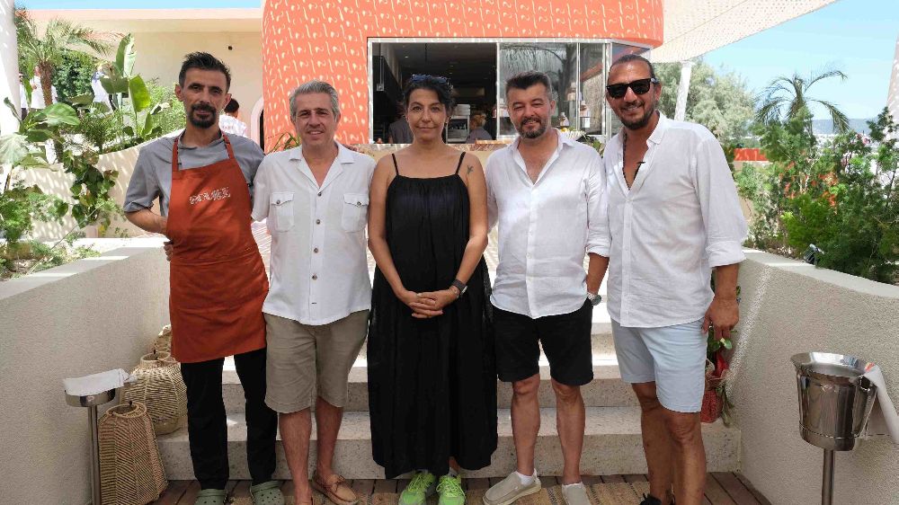 Bodrum Asarlık’ta gün batımının en şık adresi