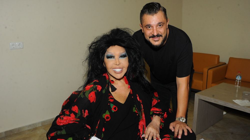Bülent Ersoy'un gündem olan konserin yapımcısı Burak Tanrısever ilk kez konuştu