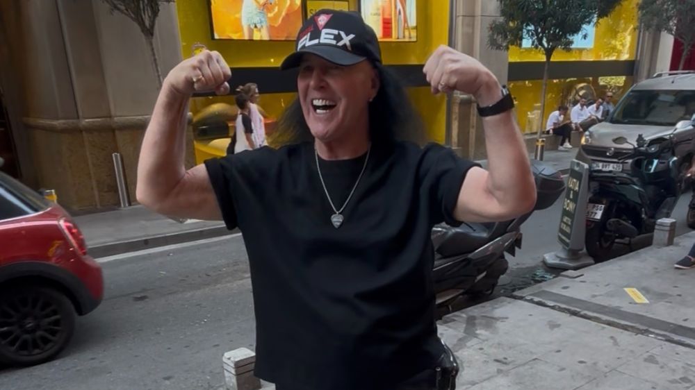 Dünyaca ünlü sanatçı Dave Evans'tan Türkiye'ye övgüler