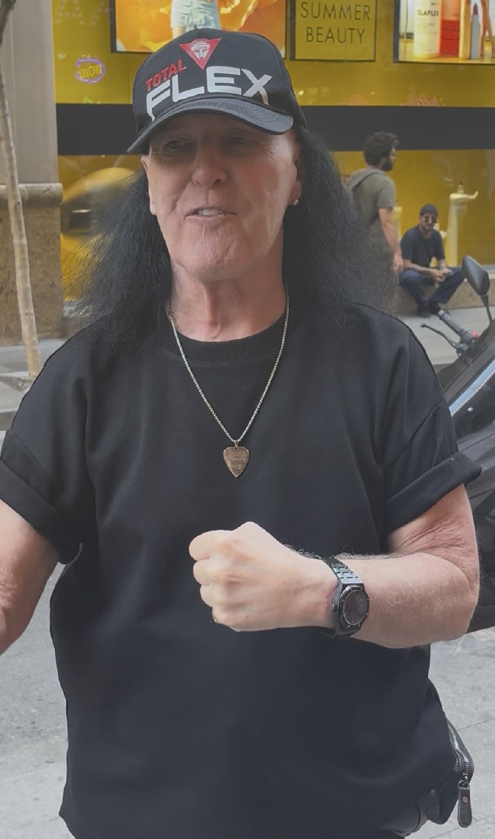 Dünyaca ünlü sanatçı Dave Evans'tan Türkiye'ye övgüler