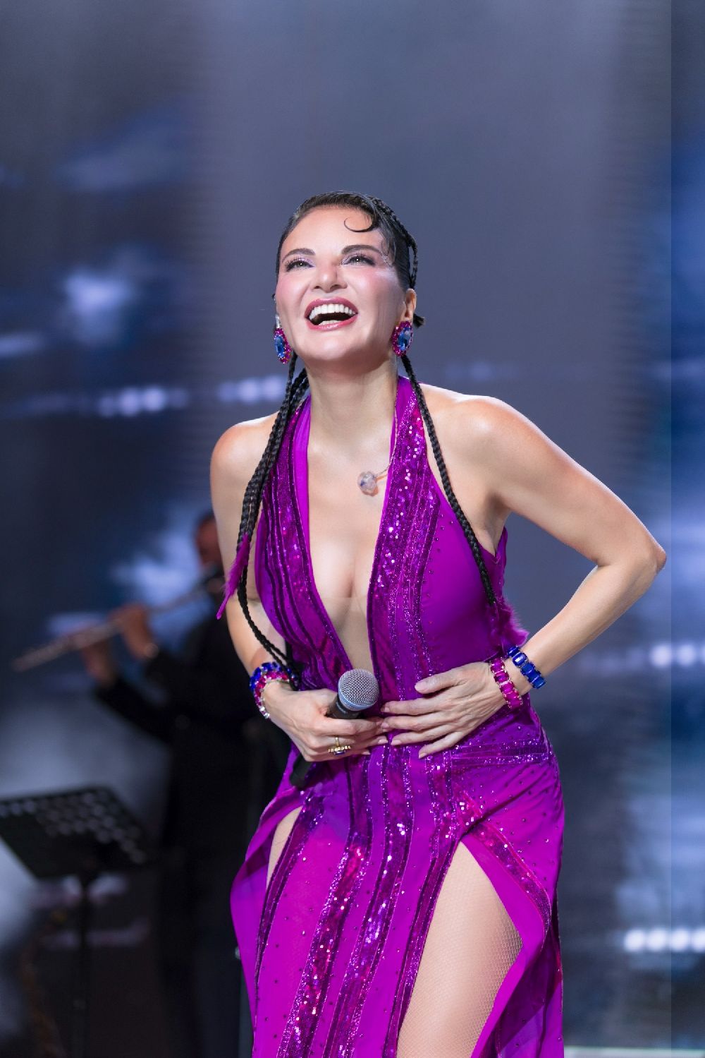 Göksel ve Yasemin Sakallıoğlu'nun Depresyondayım düeti dikkat çekti