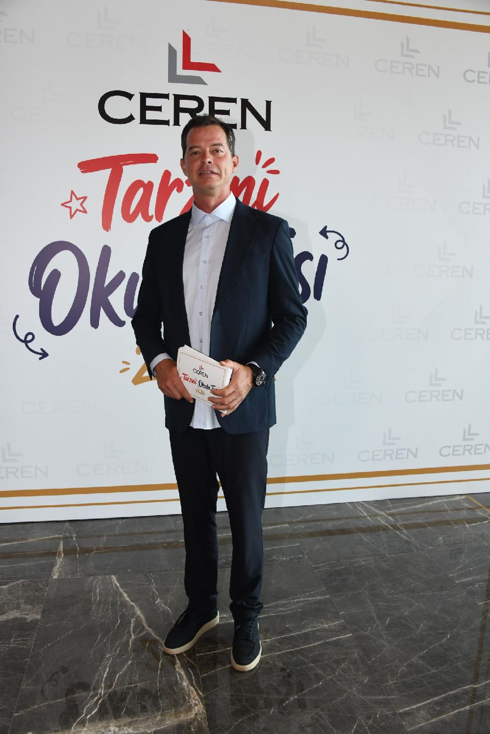 Okul öncesi renkli defile