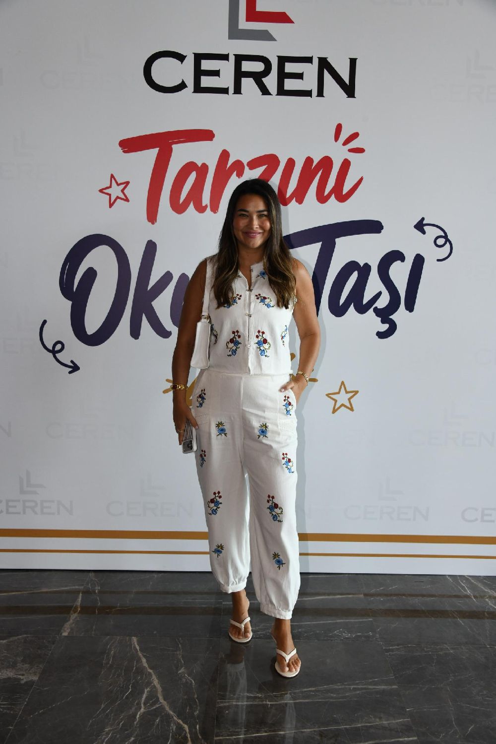 Okul öncesi renkli defile