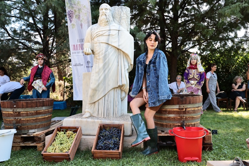 Denizli'de bağcılık, tarih ve gastronomi buluştu