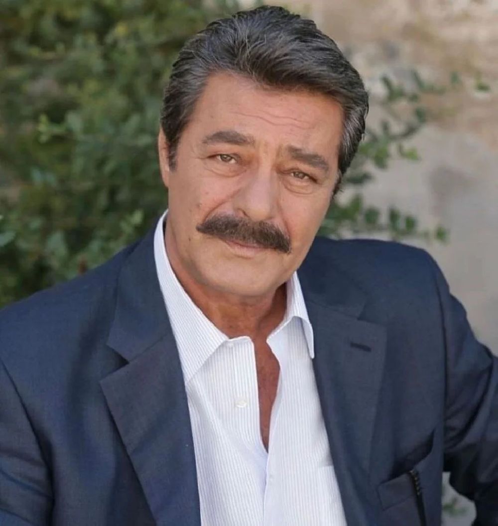 Kadir İnanır'ın vasiyeti açıklanmadı! Yeğeni Levent İnanır'dan zehir zemberek sözler