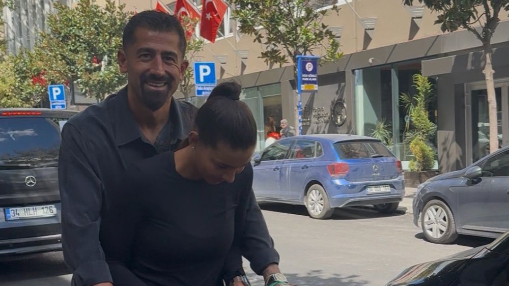 Kerem Demirbay scooter'unu valeye verdi