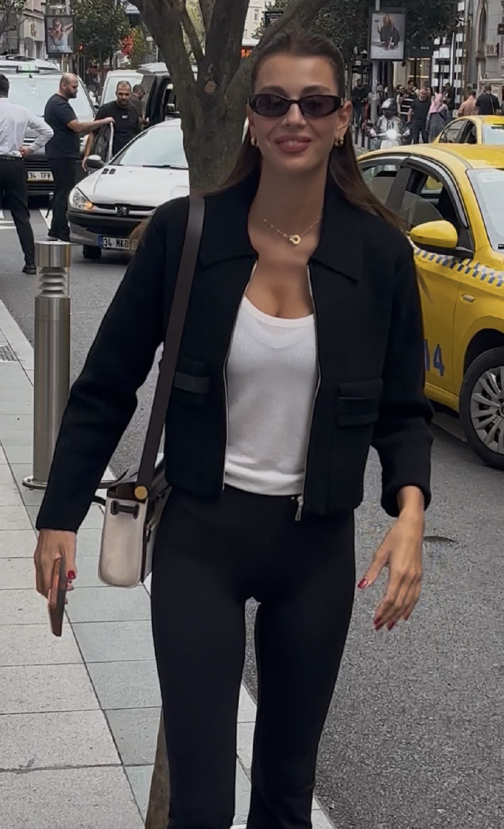 Sezgi Sena Akay'ın Nişantaşı tarzı